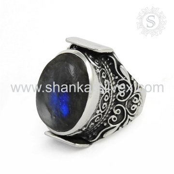 Stimulating Labradorite 925 Sterling Silver Ring Wholesale Handmade Silver Ring Online Offers Silver Jewelry